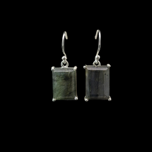 Load image into Gallery viewer, Labradorite earrings, 6g, 3cm