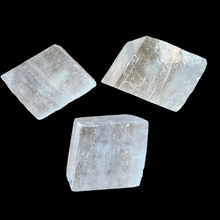 Загрузить изображение в средство просмотра галереи, Кальцит кусочки 70-90гр 3*4см