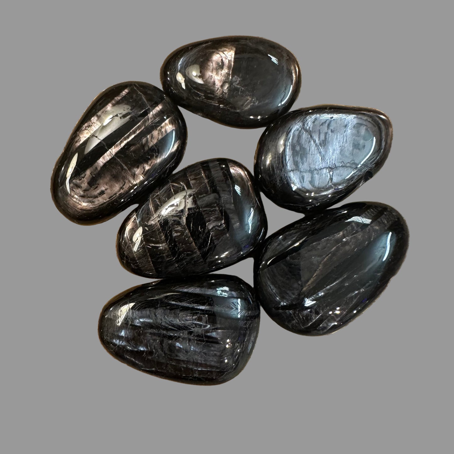 Hyperstein pendant 3 by 2 cm