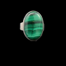 Lejupielādēt attēlu galerijas skatītājā, Malahīta gredzens, 8g, 16.izm