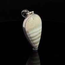 Загрузить изображение в средство просмотра галереи, Кулон Кремень 3см: серебро 925