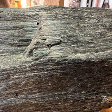 Lejupielādēt attēlu galerijas skatītājā, Kristāla aktinolīts 1770 gr; 20 x 9 x 6 cm