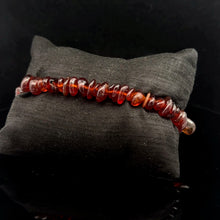 Загрузить изображение в средство просмотра галереи, Garnet Hessanite Crushed Bracelet, Size L