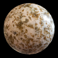 Загрузить изображение в средство просмотра галереи, Шар Змеевик с кварцoм 50 мм