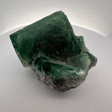 Lejupielādēt attēlu galerijas skatītājā, Fluorīts 9 cm x 7,5 cm