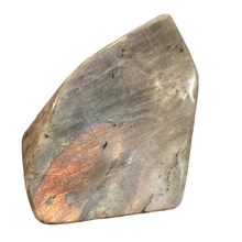 Загрузить изображение в средство просмотра галереи, Лабрадор 615 гр; 11 на 7 на 4 см