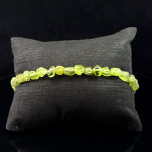 Load image into Gallery viewer, Bracelet Chrysolite