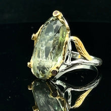 Lejupielādēt attēlu galerijas skatītājā, Praziolīta gredzens, 28 karāti, 22 x 13 mm, izmērs 17,5; 925. proves sudrabs