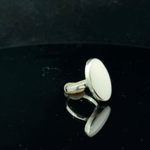 Загрузить изображение в средство просмотра галереи, Кольцо Кахолонг 15,5 размер, 3,34 гр ,камень 10 на 20 мм ;серебро 925