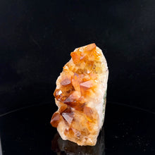 Load image into Gallery viewer, Druse Citrine 220 gr; 5 by 7 by 6 cm