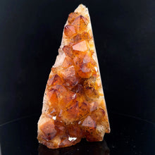 Lejupielādēt attēlu galerijas skatītājā, Drūza citrīns 440 g; 5 x 6 x 11 cm