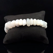 Load image into Gallery viewer, Kahalong bracelet 15mm 28 beads