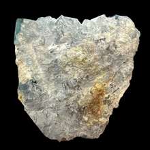 Загрузить изображение в средство просмотра галереи, Флюорит кристаллы Мадагаскар флюоресцирует 185 гр; 8 на 7 на 4 см