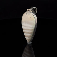 Загрузить изображение в средство просмотра галереи, Кулон Кремень 3см: серебро 925