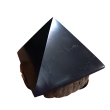 Load image into Gallery viewer, Pyramid Shungite