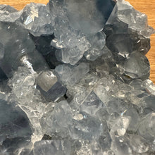 Load image into Gallery viewer, Celestine Druze 2940 g 23 × 14 × 10 cm