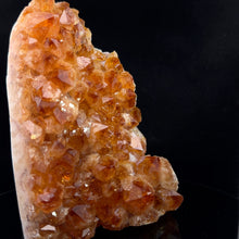 Load image into Gallery viewer, Citrine Druze 860 g 12 × 8 × 8 cm