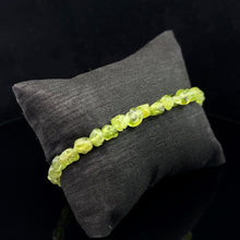 Load image into Gallery viewer, Bracelet Chrysolite