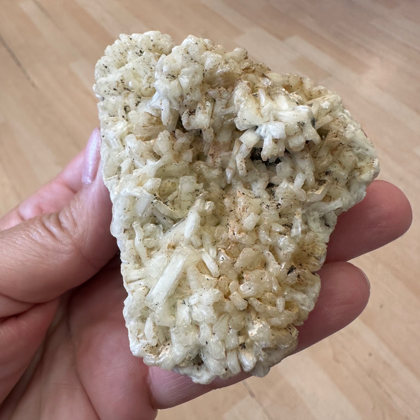Epidota kristāls 9 cm x 4 cm