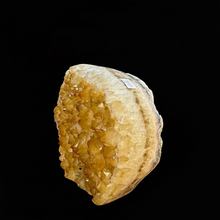 Load image into Gallery viewer, Citrine Druse 21×16×6 cm 4250 g