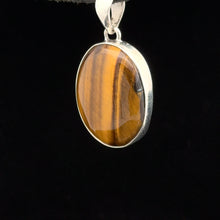 Load image into Gallery viewer, Tiger eye pendant 3cm: silver 925
