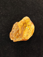 Lejupielādēt attēlu galerijas skatītājā, Dzintars 39 gr. 6 cm