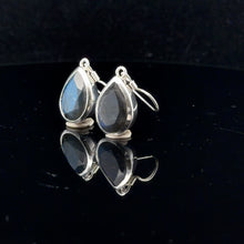 Загрузить изображение в средство просмотра галереи, Labradorite Earrings 27 mm 20×14 mm