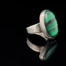 Lejupielādēt attēlu galerijas skatītājā, Malahīta gredzens, 8g, 16.izm