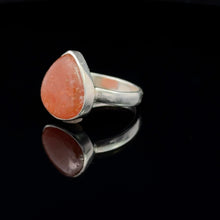 Lejupielādēt attēlu galerijas skatītājā, Gredzens Saules akmens, izmērs 16,5, sudrabs 925