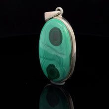 Load image into Gallery viewer, Pendant Malachite 3.5*2.5cm: silver 925