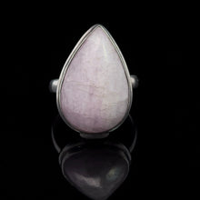 Загрузить изображение в средство просмотра галереи, Кольцо Кунцит 19.5 размер: серебро 925