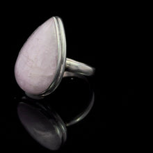 Загрузить изображение в средство просмотра галереи, Кольцо Кунцит 19.5 размер: серебро 925