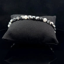 Загрузить изображение в средство просмотра галереи, Moss Agate Bracelet 30 Beads