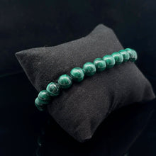 Lejupielādēt attēlu galerijas skatītājā, Rokassprādze Malahīts 6mm, 26 krelles