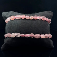 Lejupielādēt attēlu galerijas skatītājā, Aproce Quartz Strawberry brīvā formā