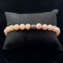 Lejupielādēt attēlu galerijas skatītājā, Rokassprādze Sunstone 8mm, 23 krelles