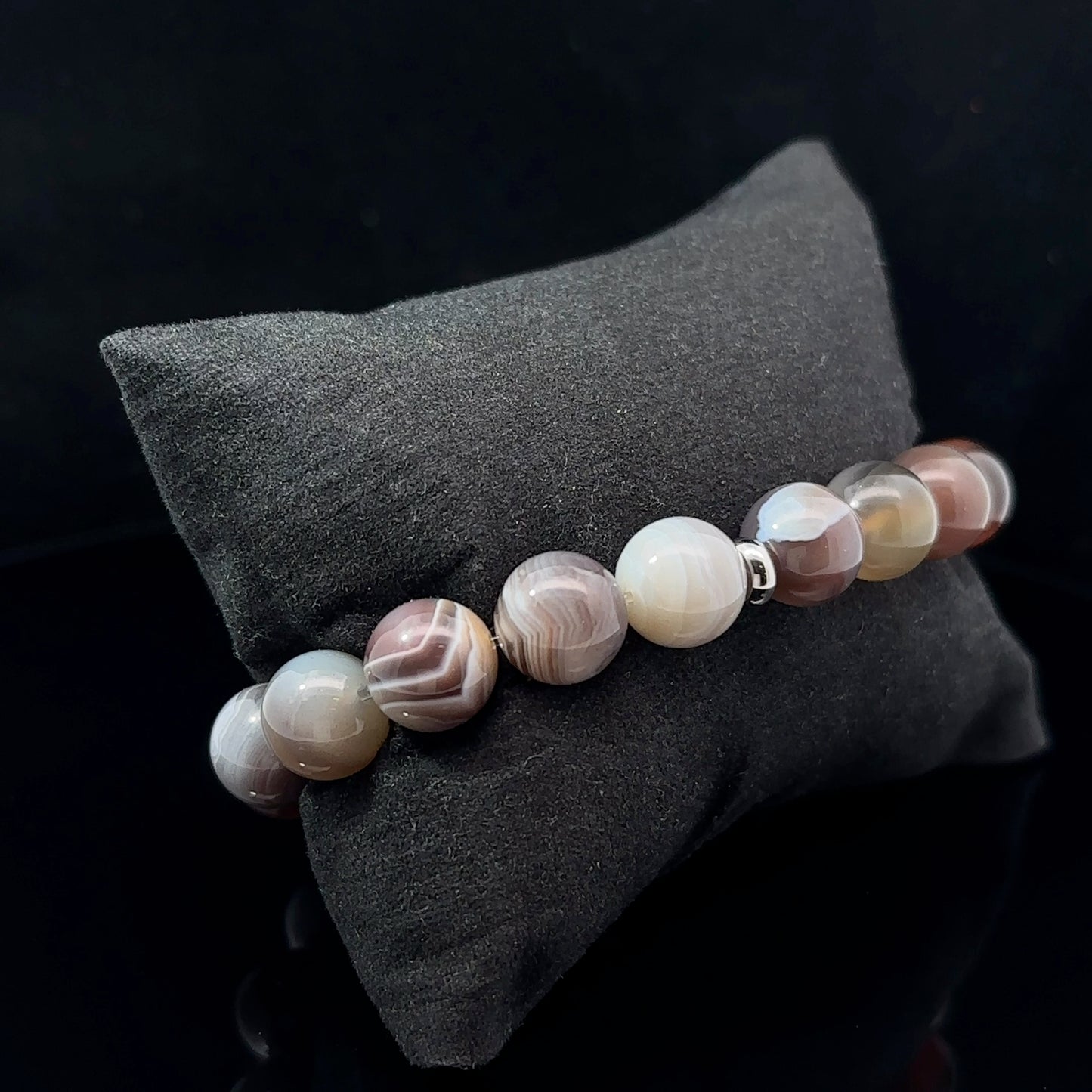 Agate Bracelet 10 mm 18 Beads