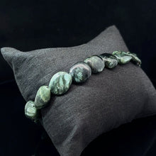 Load image into Gallery viewer, Bracelet Seraphinite 10mm 20 beads