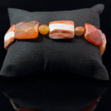 Lejupielādēt attēlu galerijas skatītājā, Rokassprādze Karneols, 8mm un 20mm, 12 pērlītes