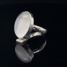 Lejupielādēt attēlu galerijas skatītājā, Mēnessakmens gredzens, 16. izmērs, sudrabs 925