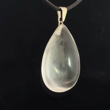 Lejupielādēt attēlu galerijas skatītājā, Kulons Kvarcs