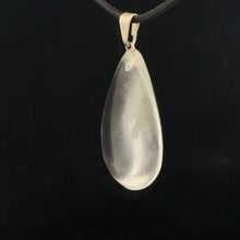 Lejupielādēt attēlu galerijas skatītājā, Kulons Kvarcs