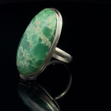Lejupielādēt attēlu galerijas skatītājā, Hrizoprāze Gredzens, izmērs 18,5, sudrabs 925