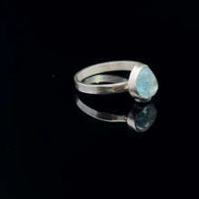 Lejupielādēt attēlu galerijas skatītājā, Akvamarīna gredzens 15 izmērs, sudrabs 925