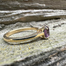 Load image into Gallery viewer, Spinel Ring 0.8 ct in 585 gold
