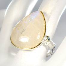 Загрузить изображение в средство просмотра галереи, Moonstone (Adularia) Ring 36 ct Size 20 Silver 925