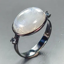 Загрузить изображение в средство просмотра галереи, Moonstone (Adularia) Ring Size 17 Silver 925
