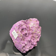 Lejupielādēt attēlu galerijas skatītājā, Stichīta minerāls 4 cm x 2 cm