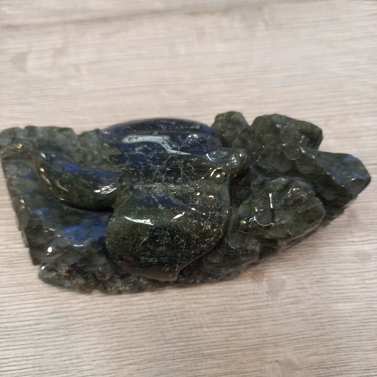 Slīpēts labradorīts 350g, 13×6cm