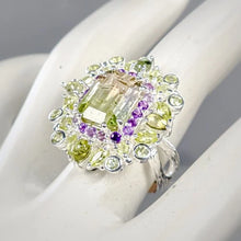 Lejupielādēt attēlu galerijas skatītājā, Turmalīna gredzens, 10 karāti, 13*10mm, ametists, hrizolīts, 12.1g, 18. izmērs: 925 sudrabs